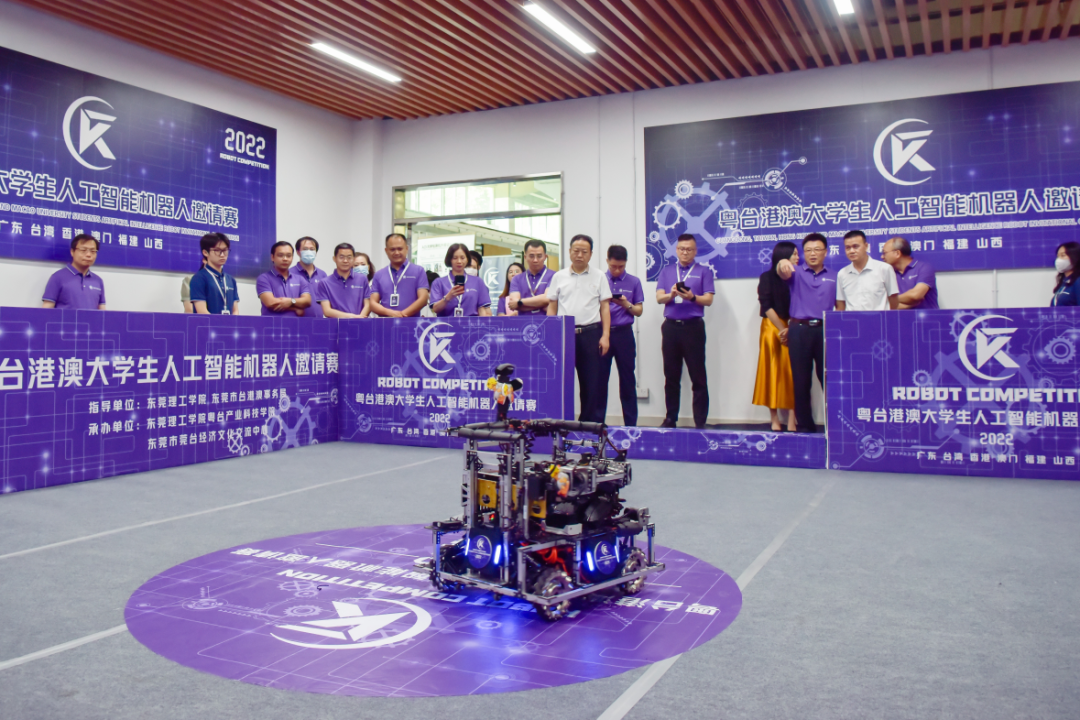2022年6月受邀担任“粤台港澳高校人工智能机器人邀请赛”评委，今年会官方网站科技抛出“校企合作”橄榄枝   2022年6月29号